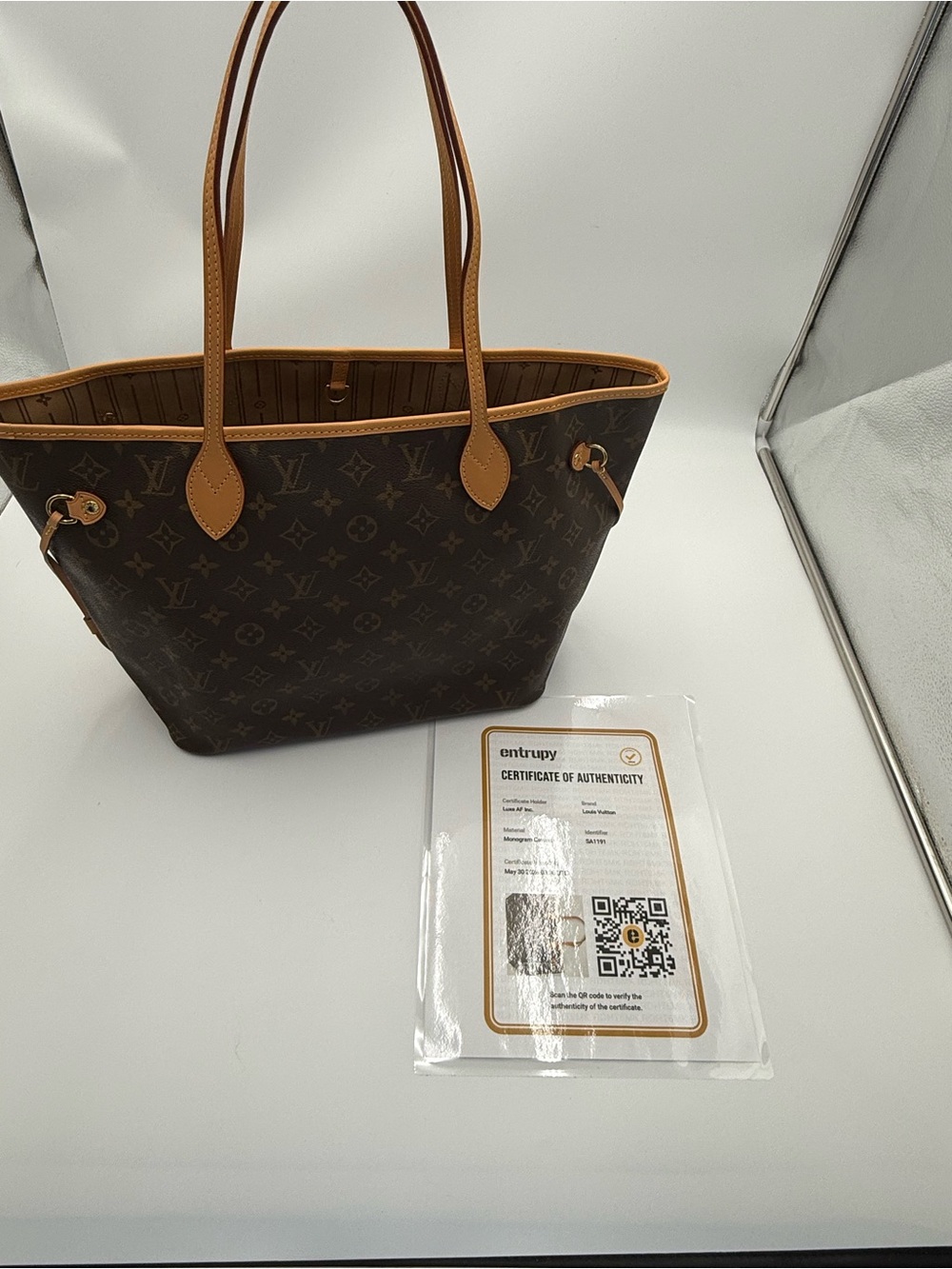 Louis Vuitton Classic Monogram Neverfull Tote Bag